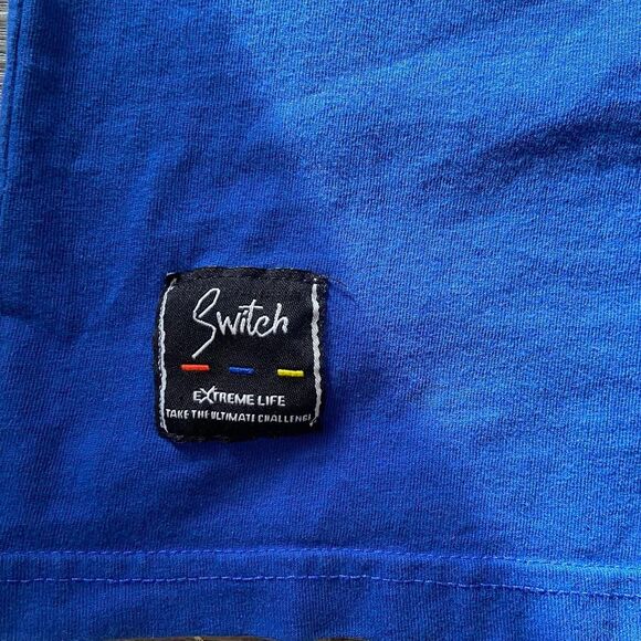 Switch Remarkable Tee - Picture 2 of 6